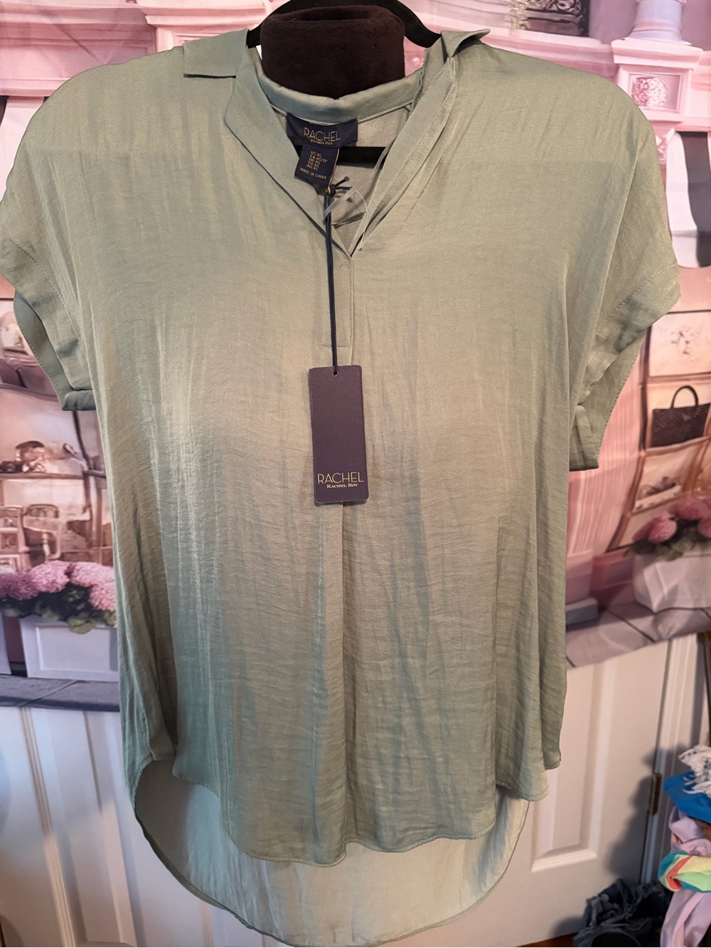 RACHEL Rachel Roy Light Sage Green Short Sleeve Top